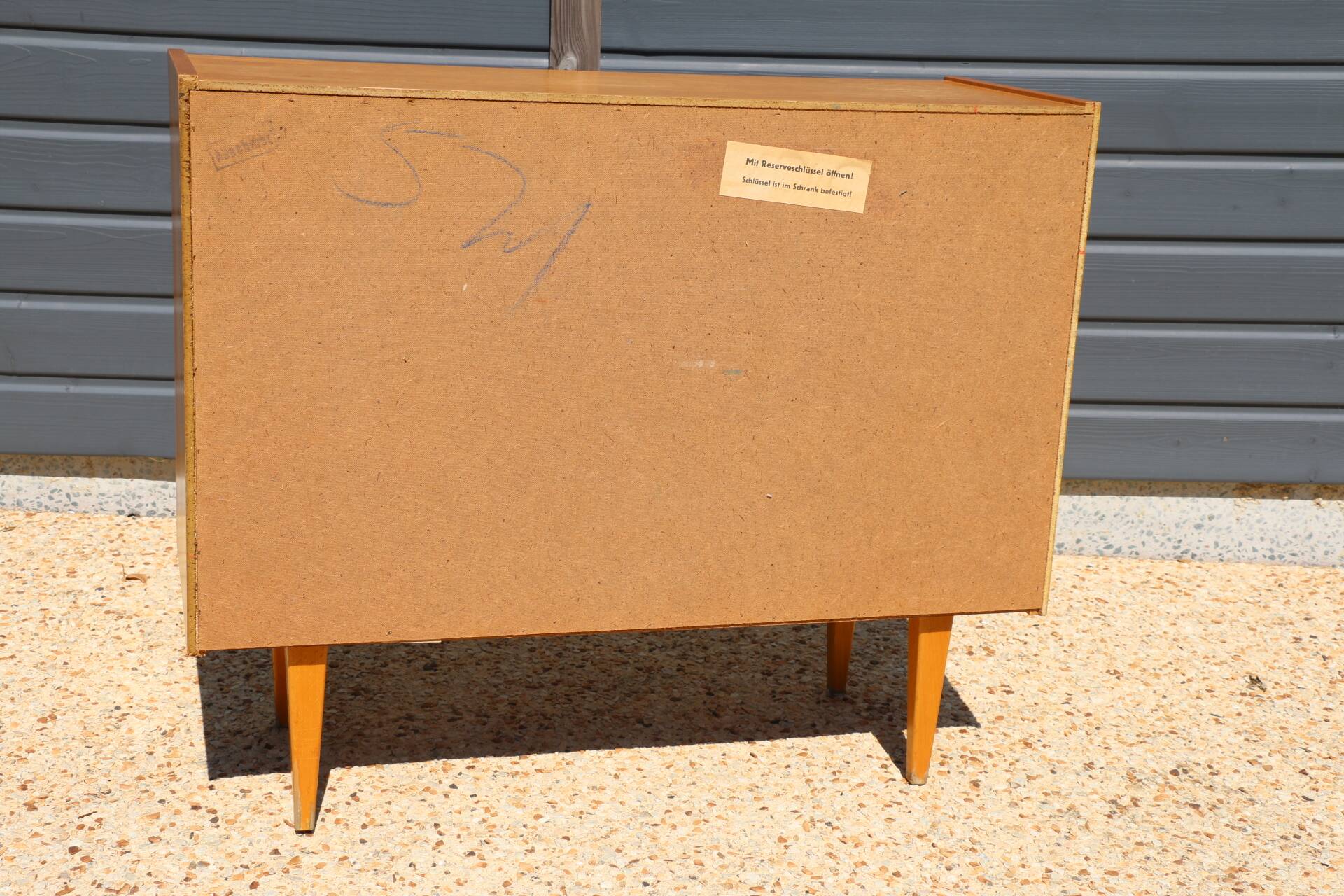 Light wood sideboard with 2 doors