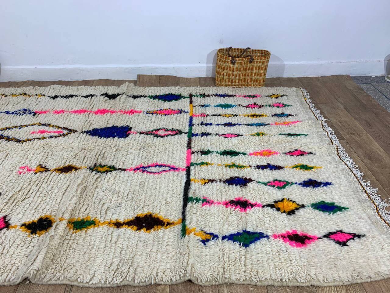 Handmade moroccan berber rug 258 x 160 cm