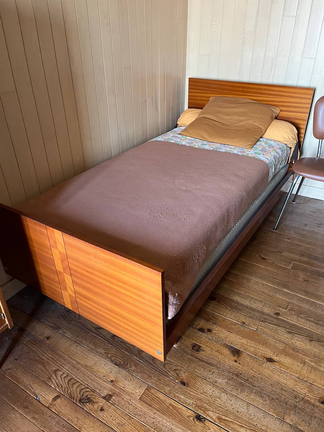 Vintage 60s bed frame