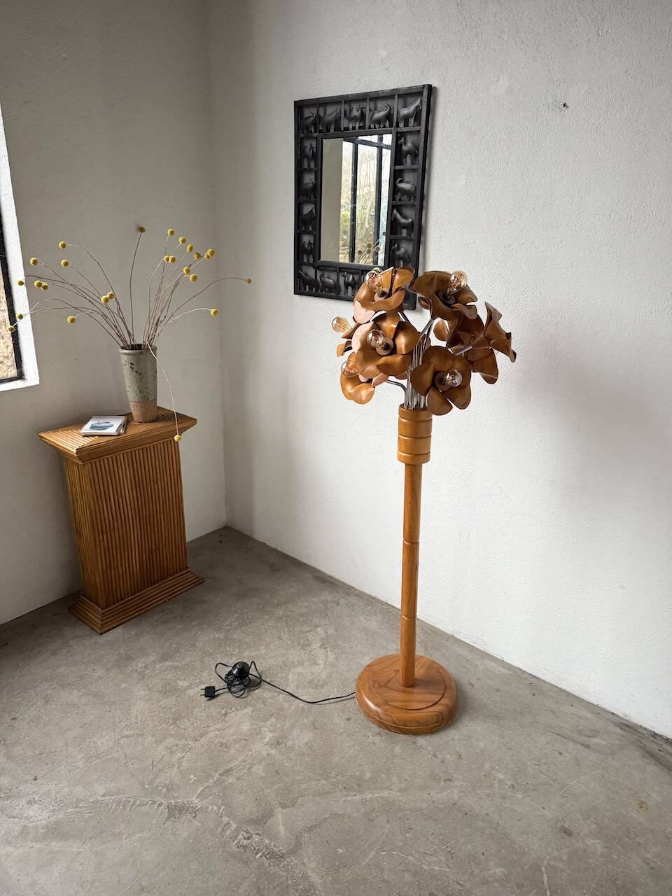 Ornamental floor lamp with "flower" patterns from the 1970s.