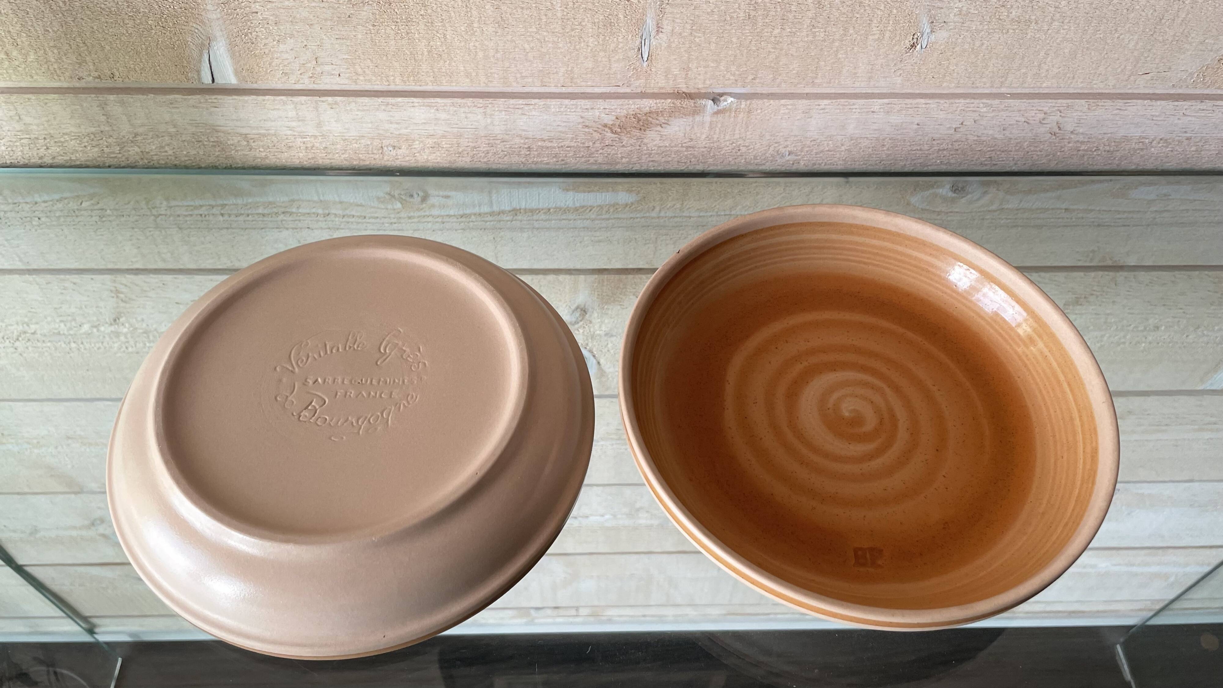 Set of 2 Sarreguemines stoneware soup plates