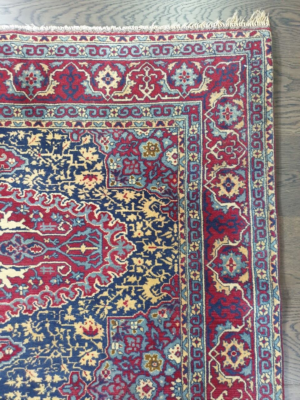 Antique handmade indian amritsar rug