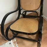Rocking-chair en bois et cannage