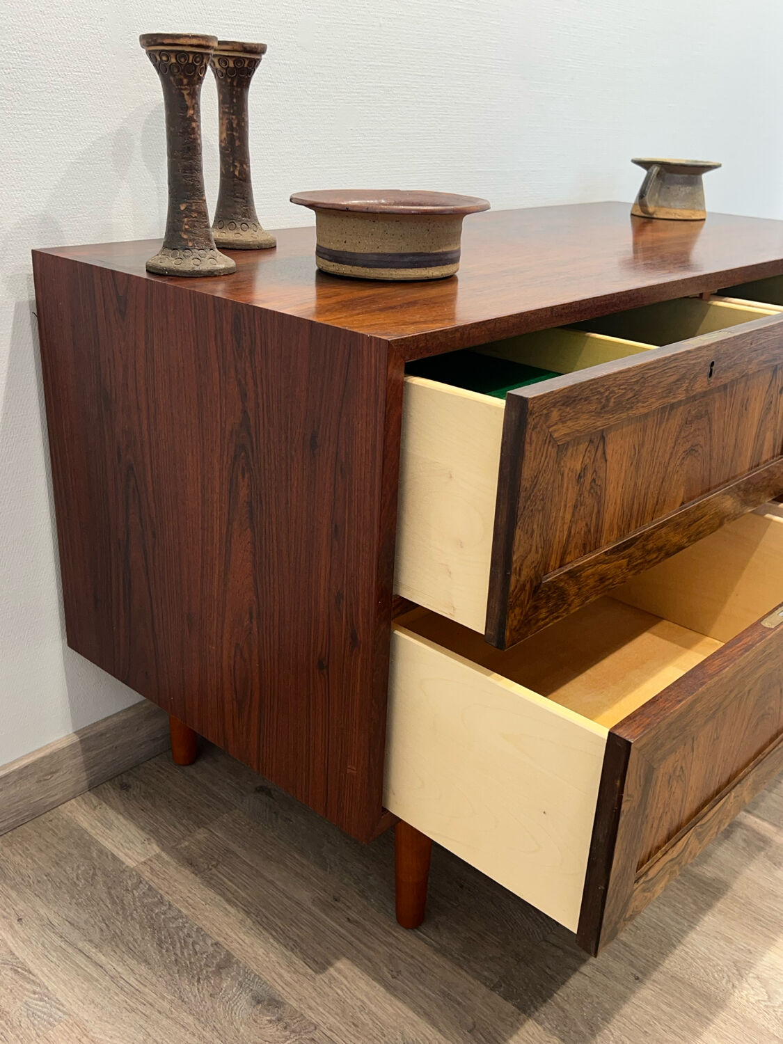 Low Scandinavian cabinet in Rio rosewood