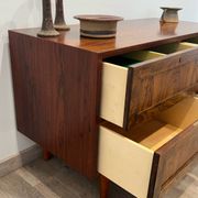 Meuble bas scandinave en palissandre de Rio