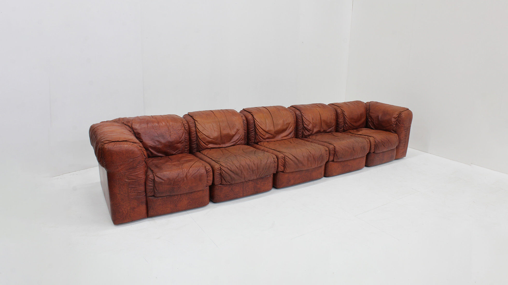 Vintage Seven Salotti modular sofa in cognac leather, Italy 1970s