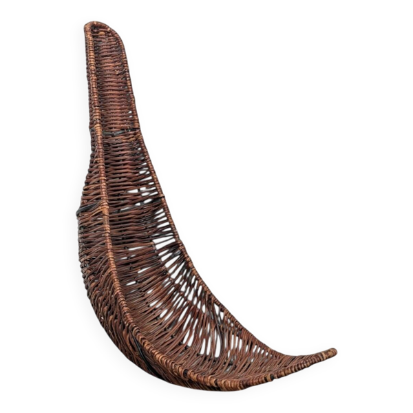 Corbeille ''Chistera'' en osier tressé
