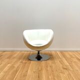 Ball armchair, Via Della Spiga