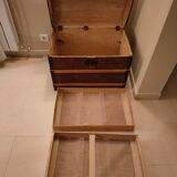 Old travel trunk at the beginning of the century