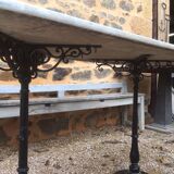 Marble and double base bistro table