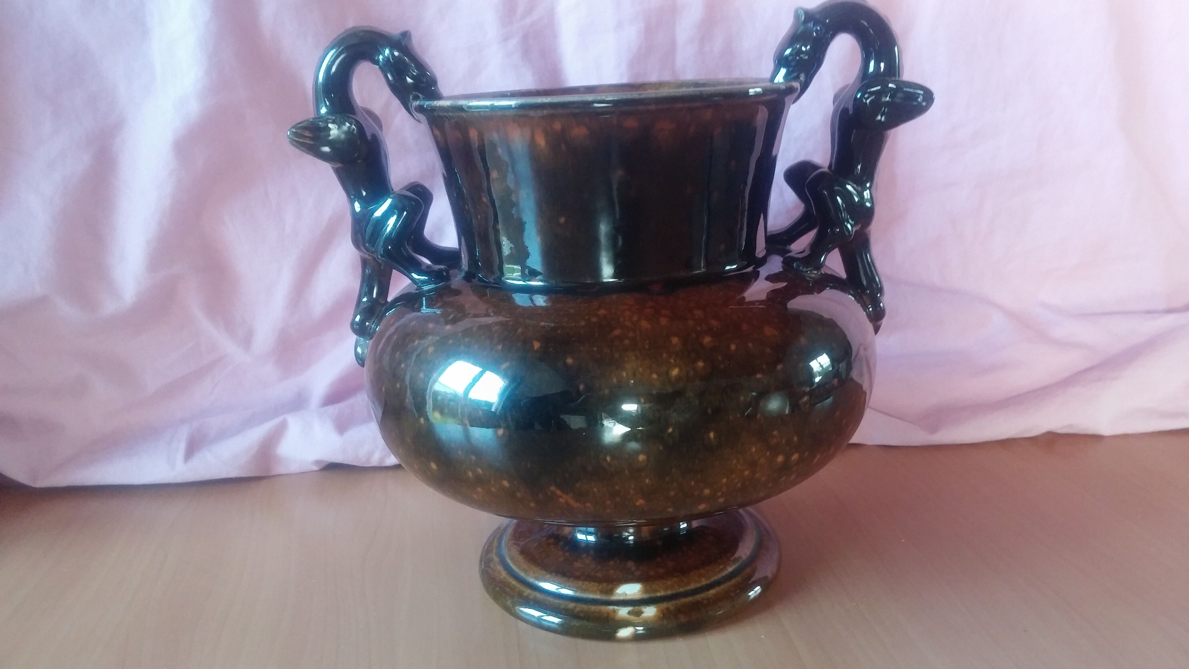 Sarreguemines-style glazed ceramic vase