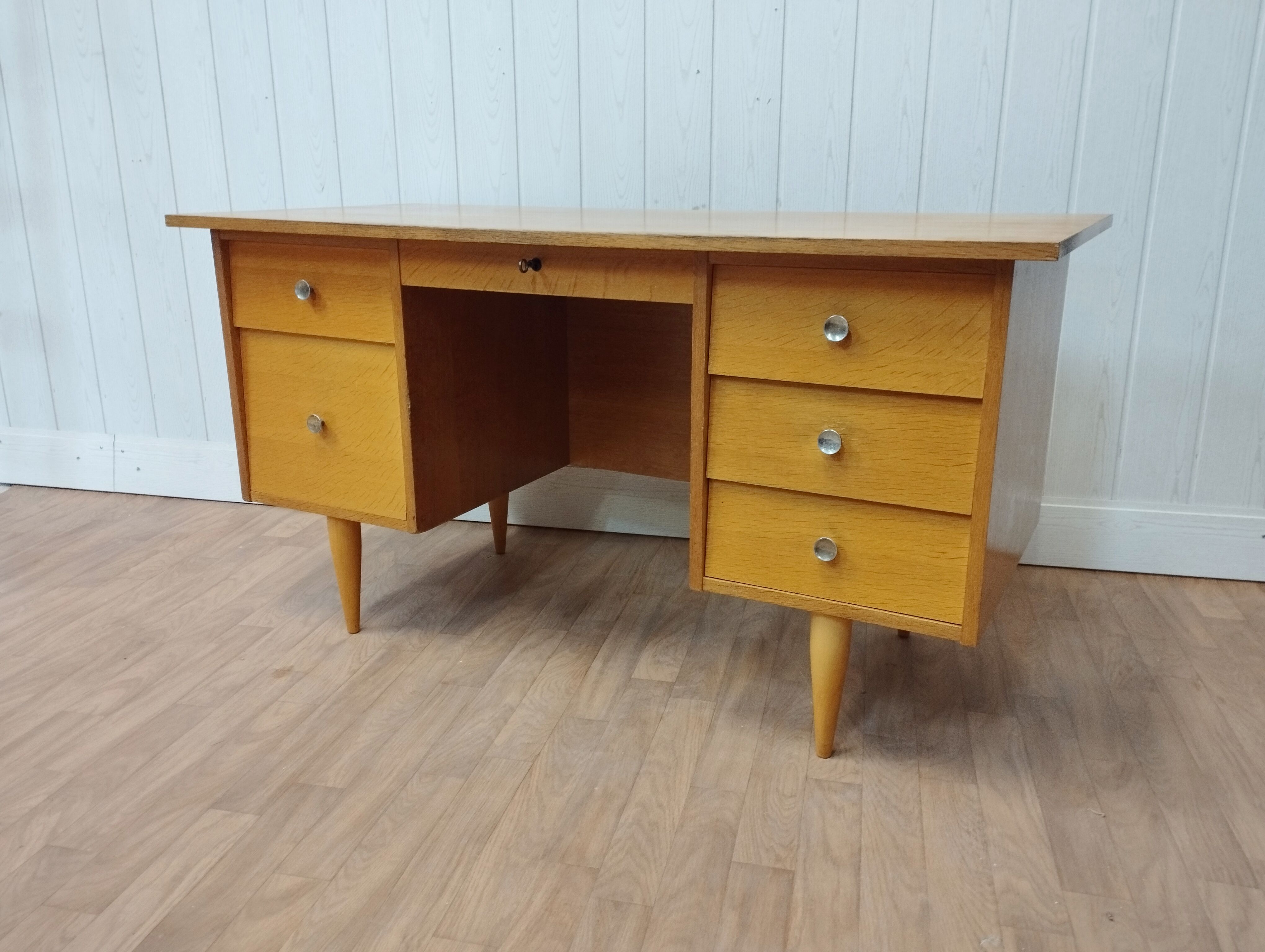 Vintage desk 60s