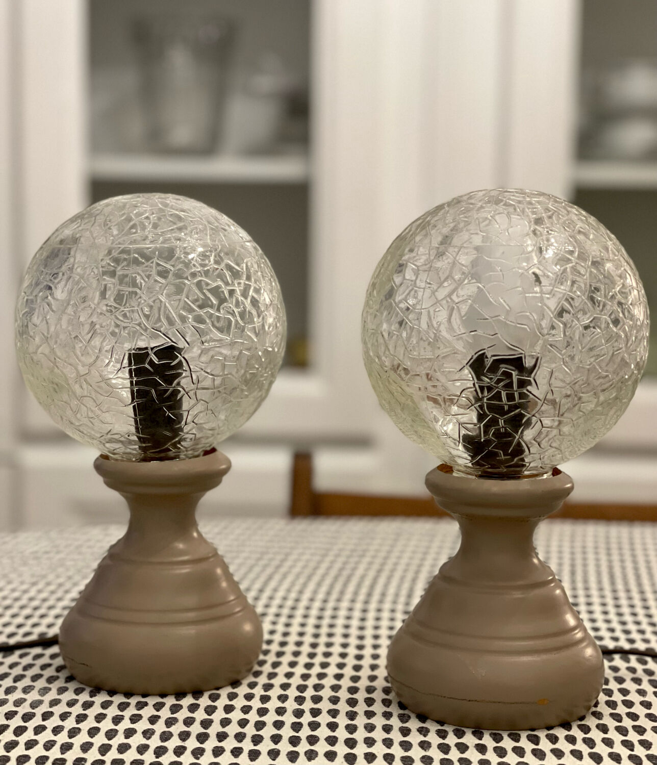 Duo of table lamps