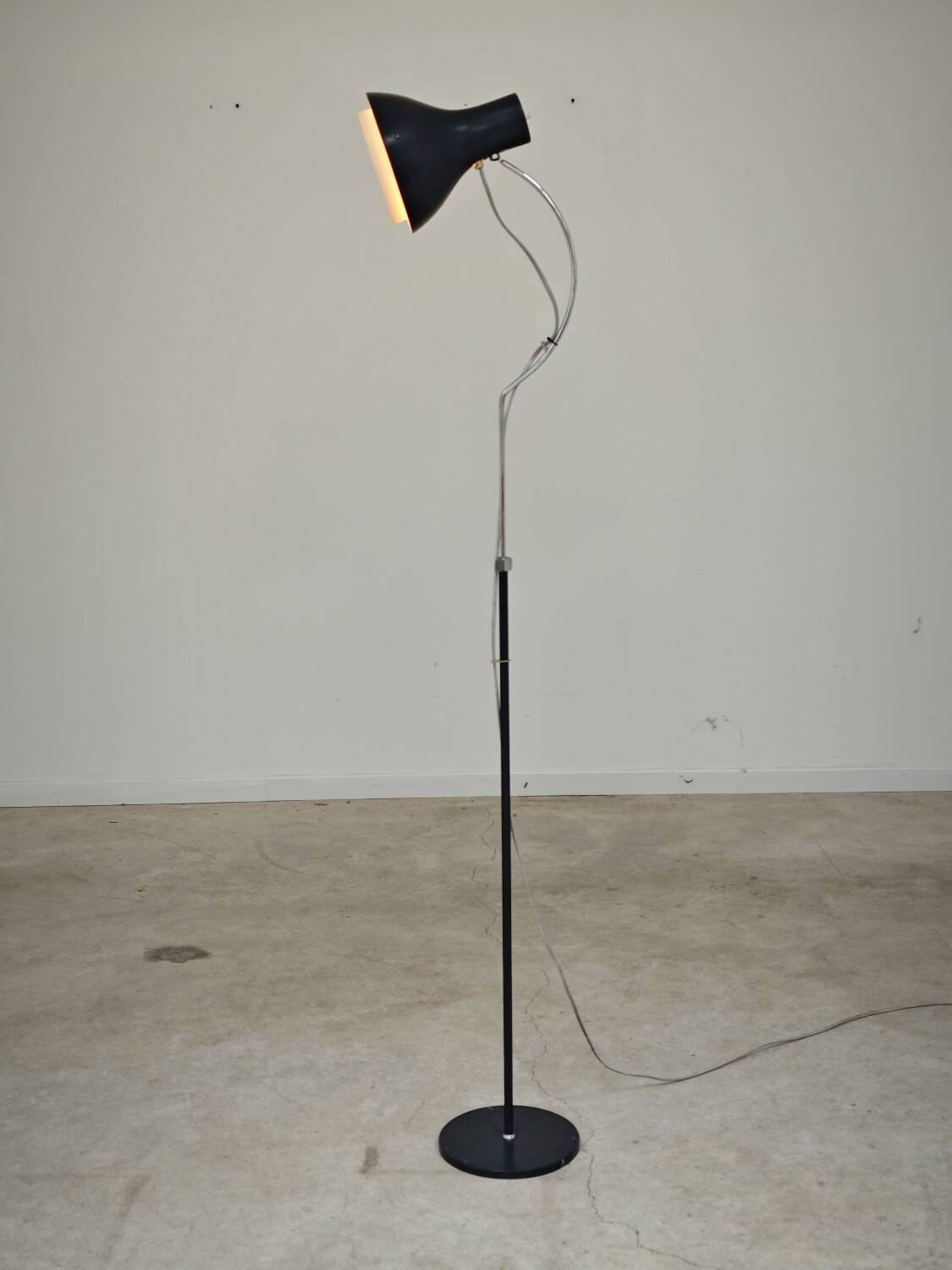 Lampadaire réglable anthracite 1716 par Josef Hurka pour Napako