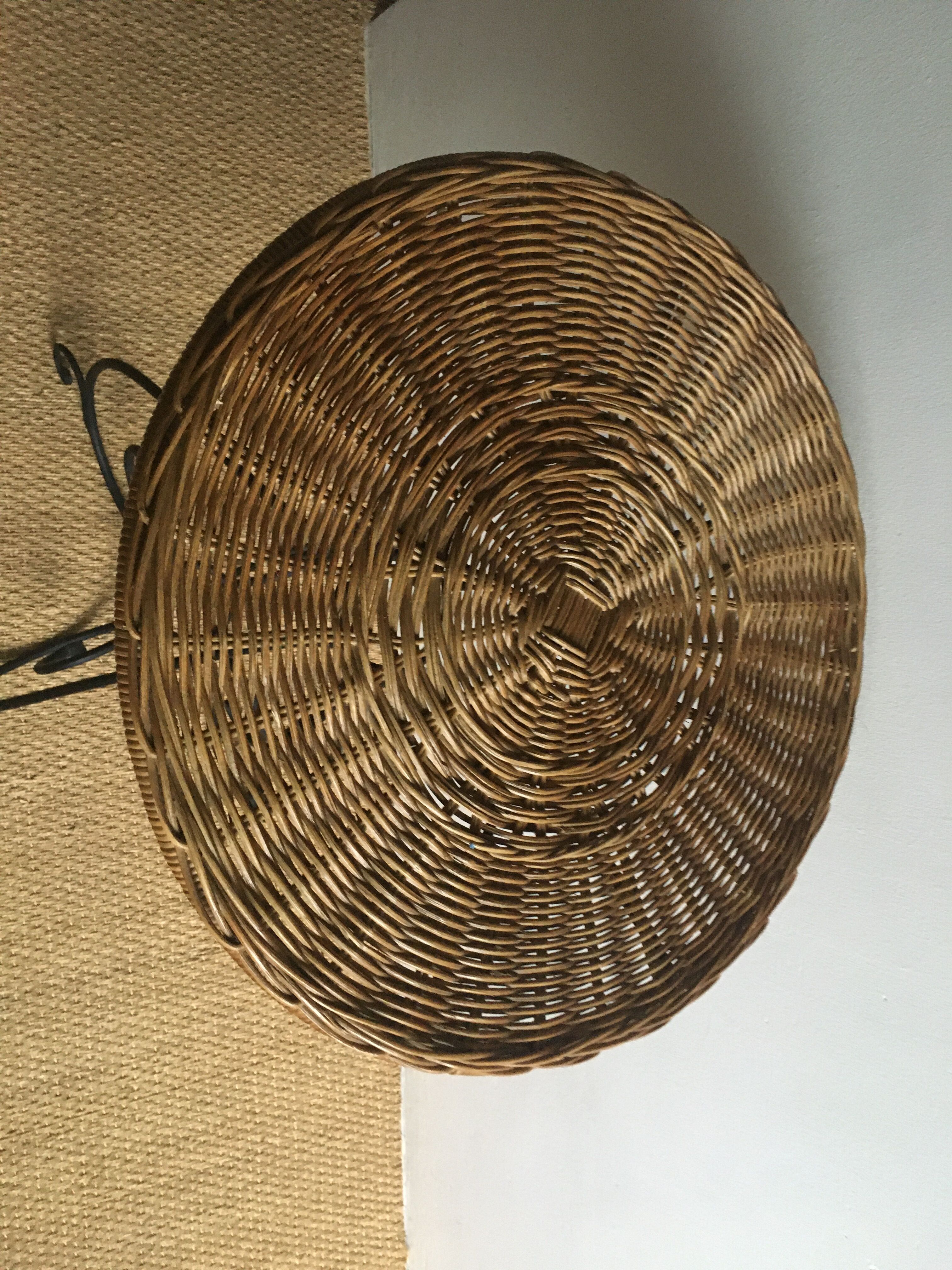 Black metal healing (wrought iron) vintage rattan tray