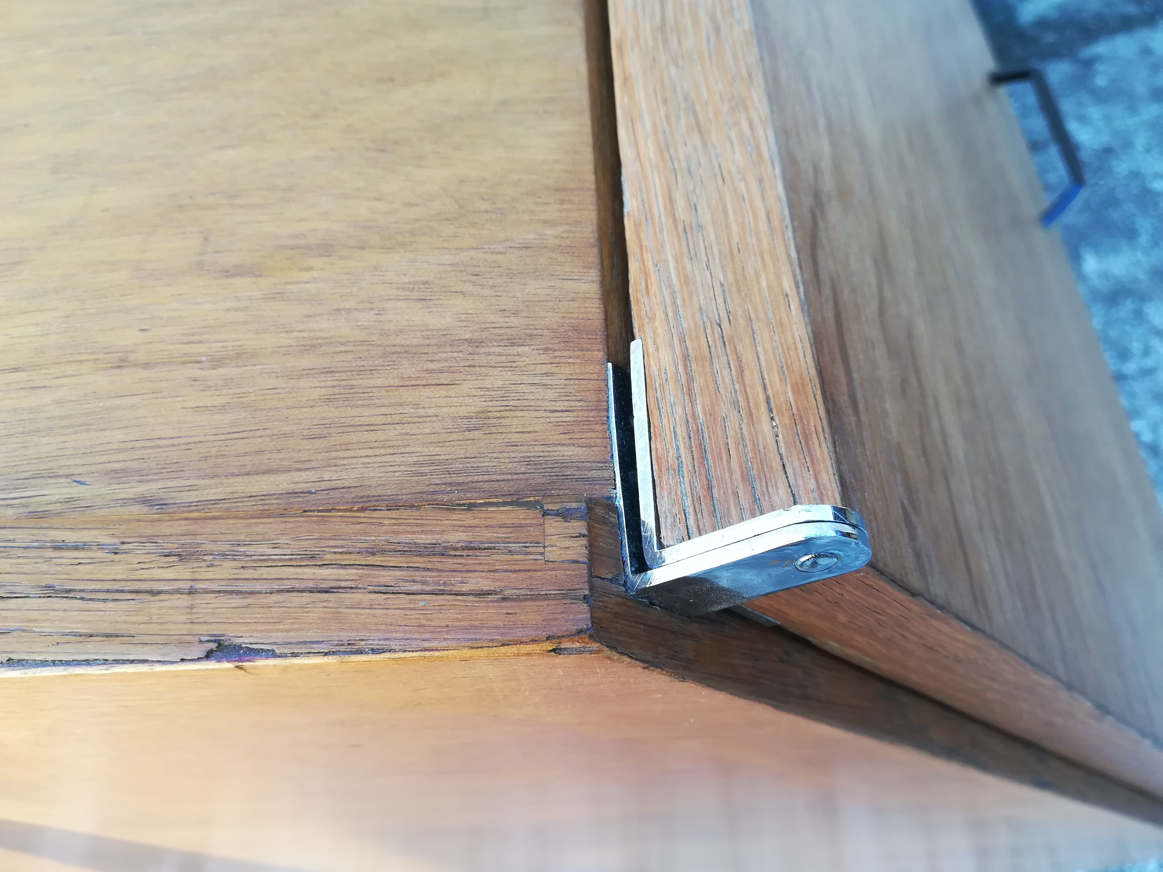 Office storage furniture