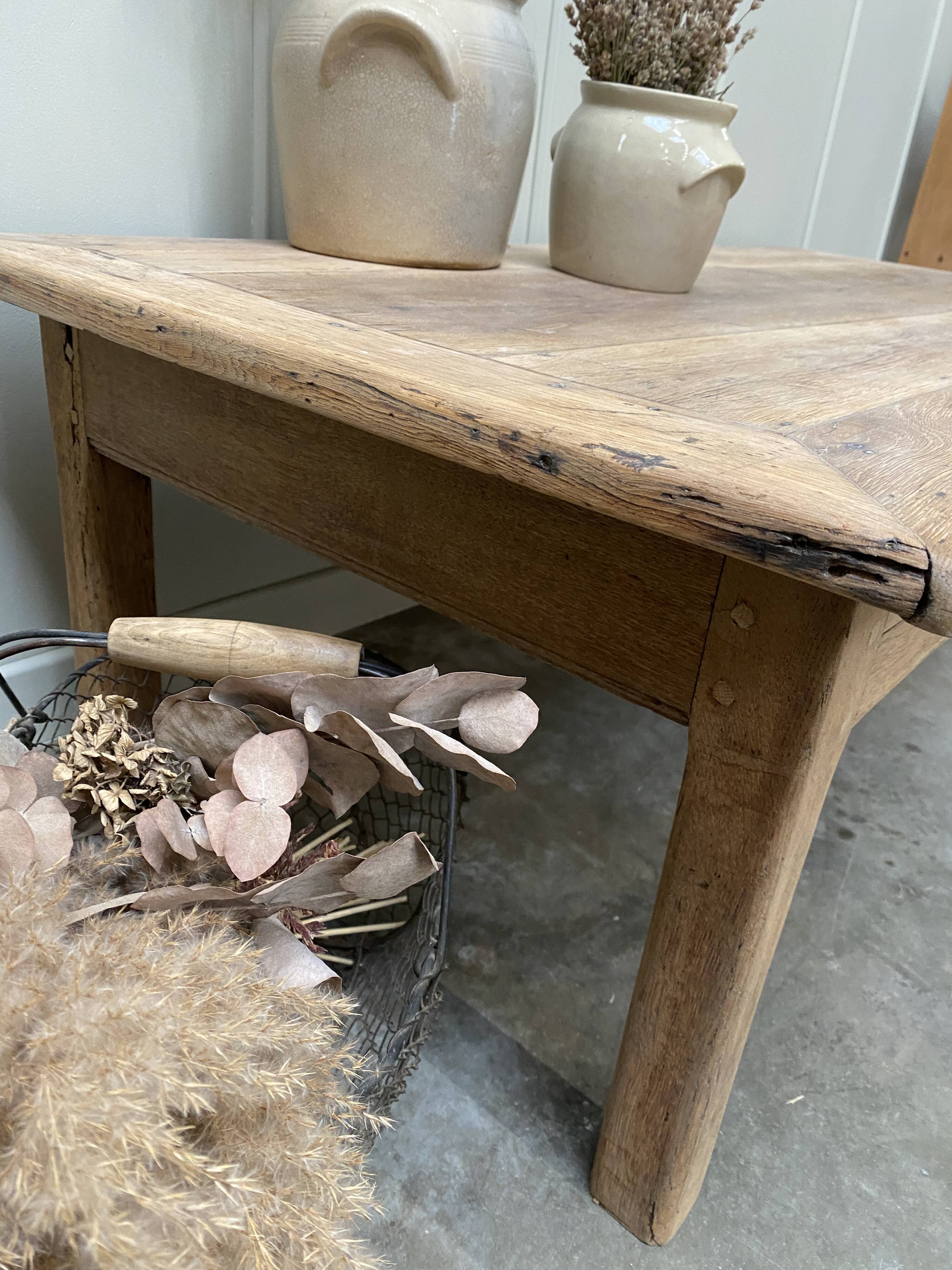 Table basse de ferme