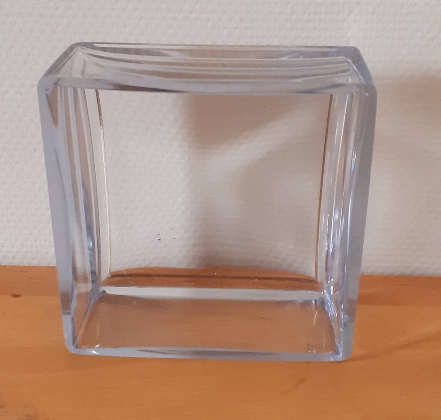 Vintage glass empty pocket