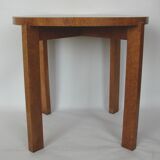 Art deco table, 30