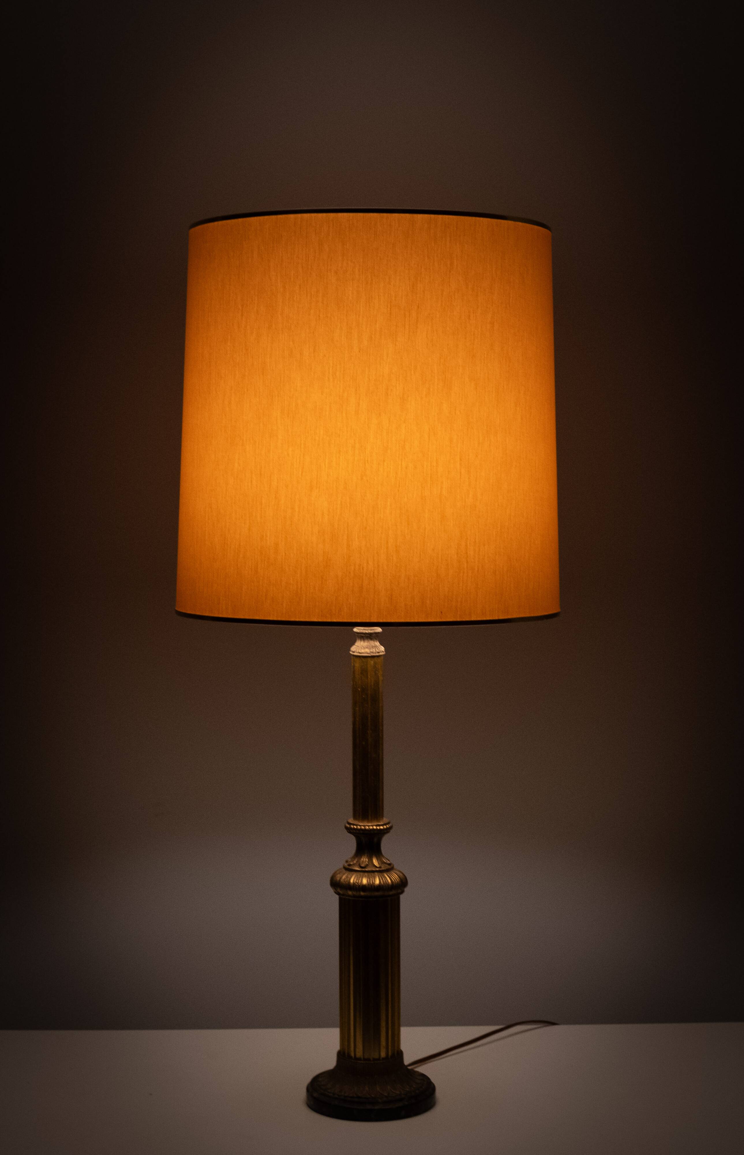 Hollywood Regency Gilded Brass Table lamp 1970s France