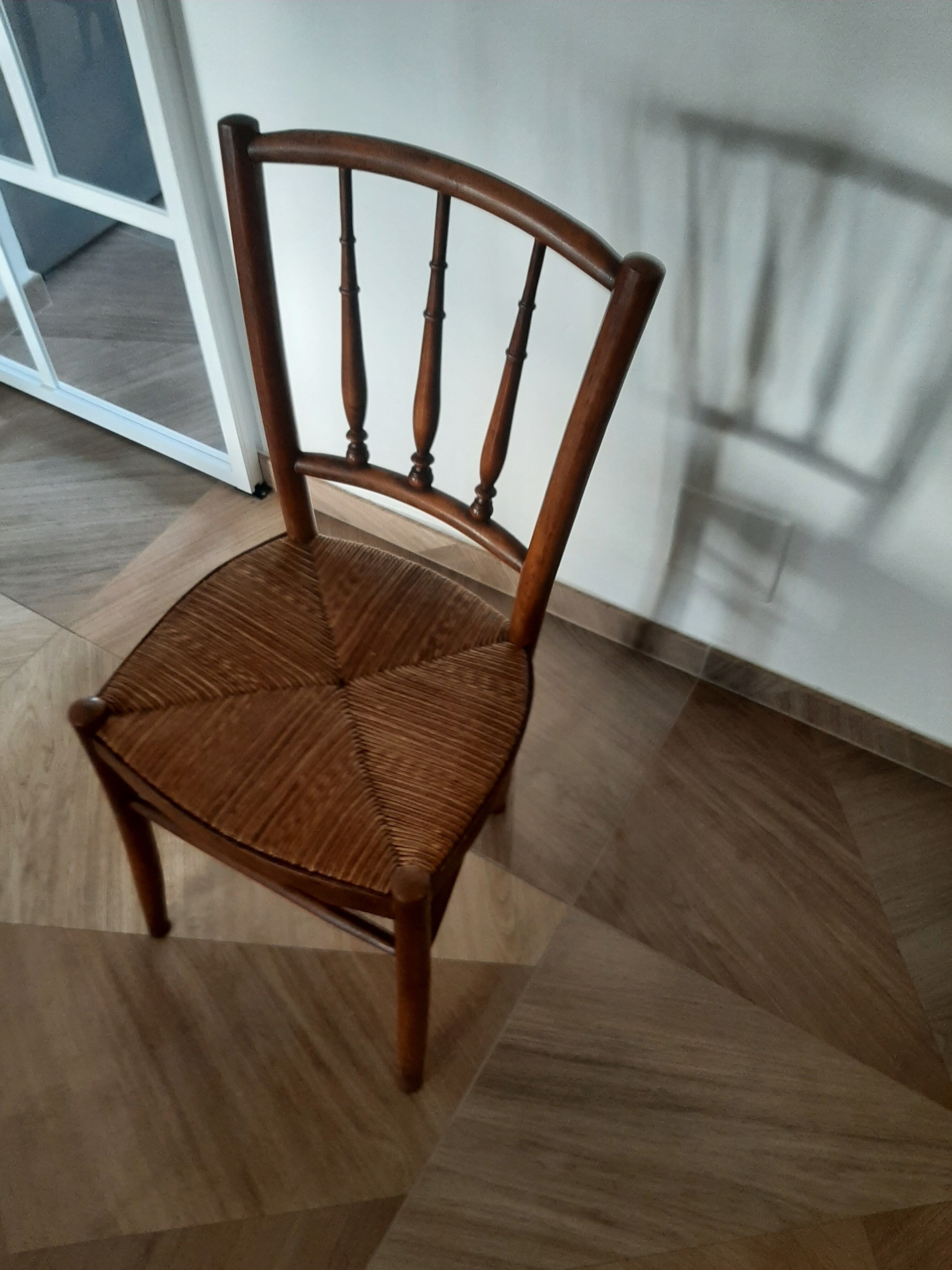 Set of 5 faux bamboo style chairs