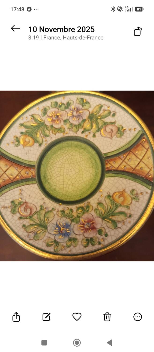 Service à café composé de 15 pièces