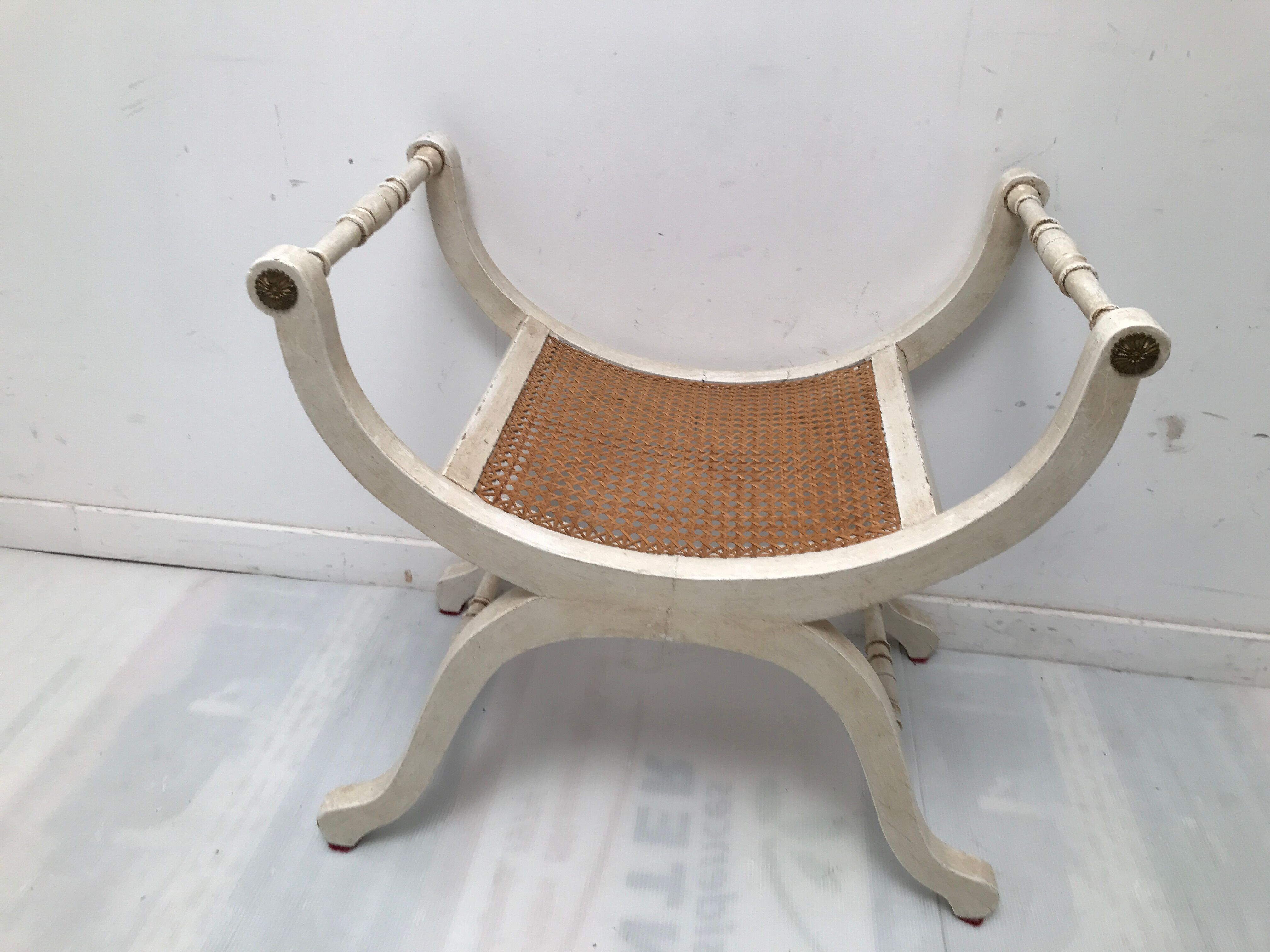 Curule stool cannage 1900s