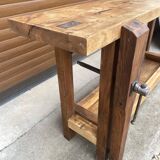 Carpenter's workbench