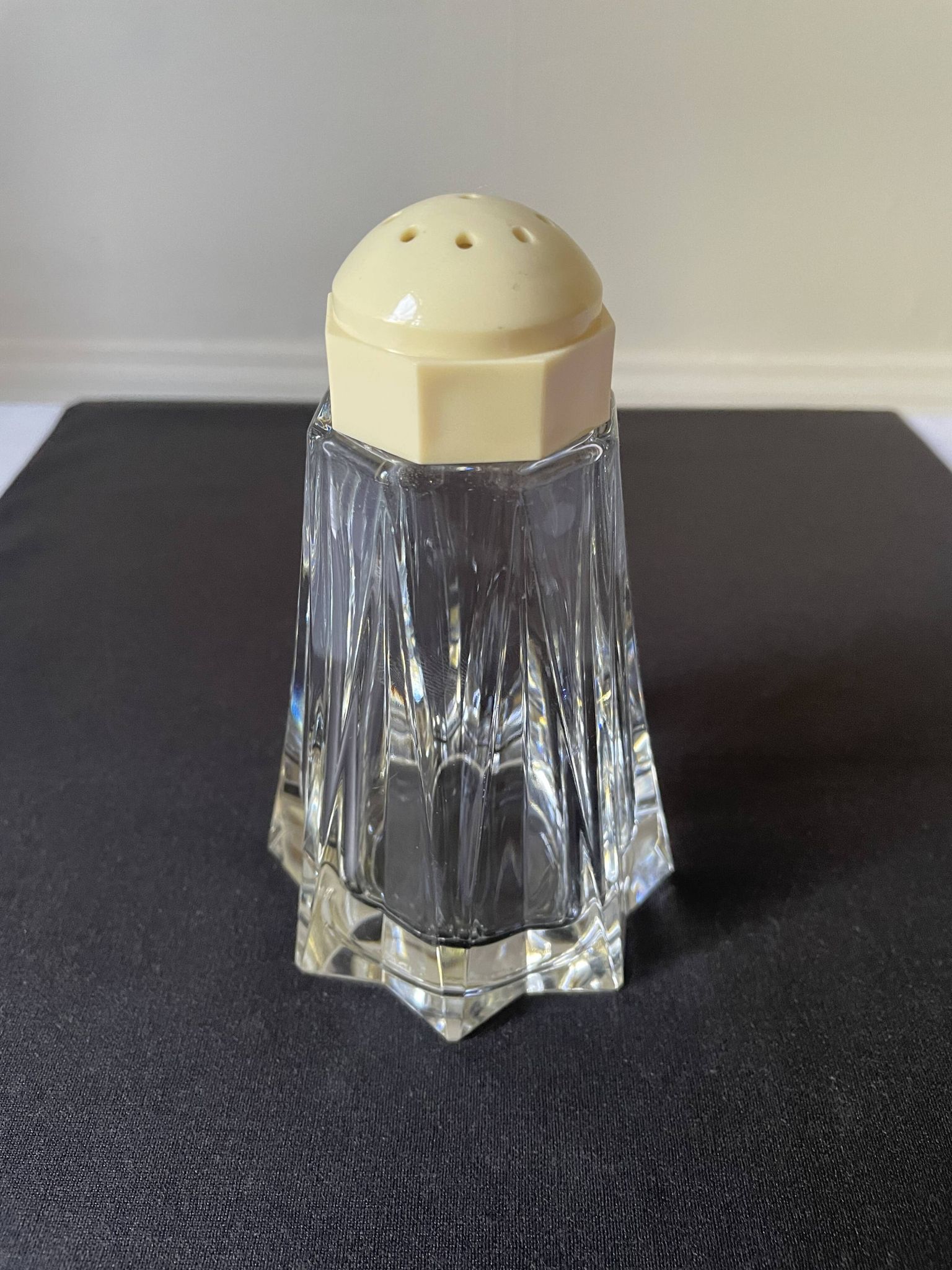Saupoudreuse cristal de Bohème