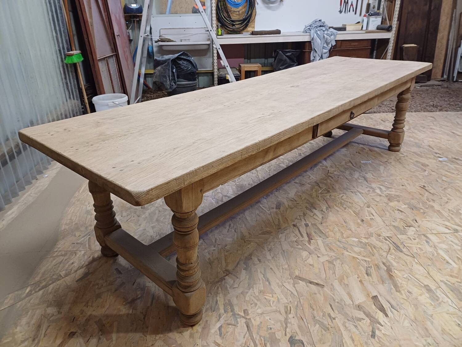 Oak farm table