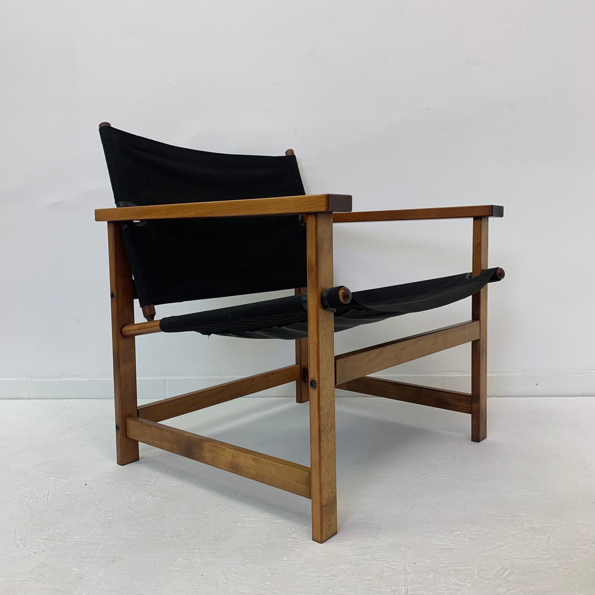 Mid-century desgn safari chair by Hyllinge Møbler Denmark , 1970’s