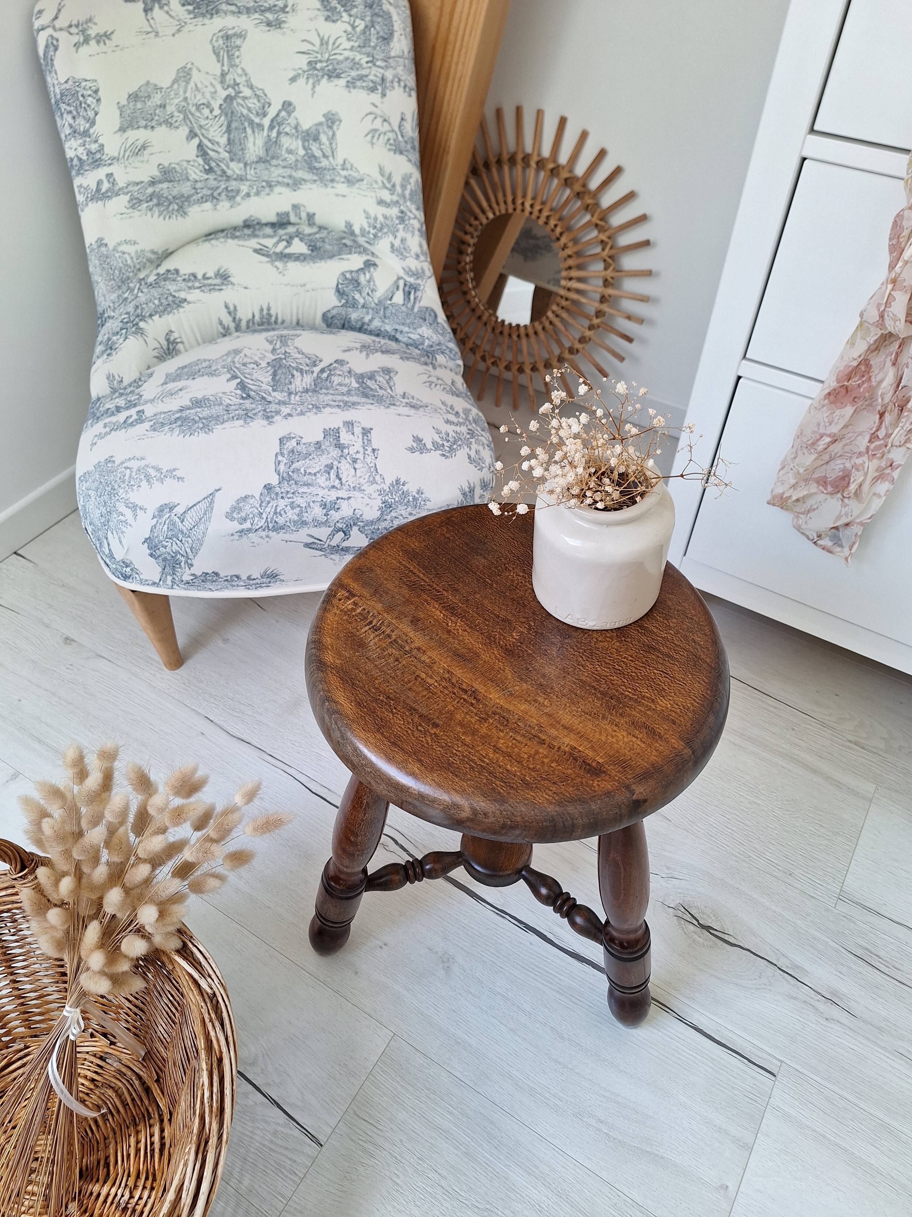 Vintage tripod stool