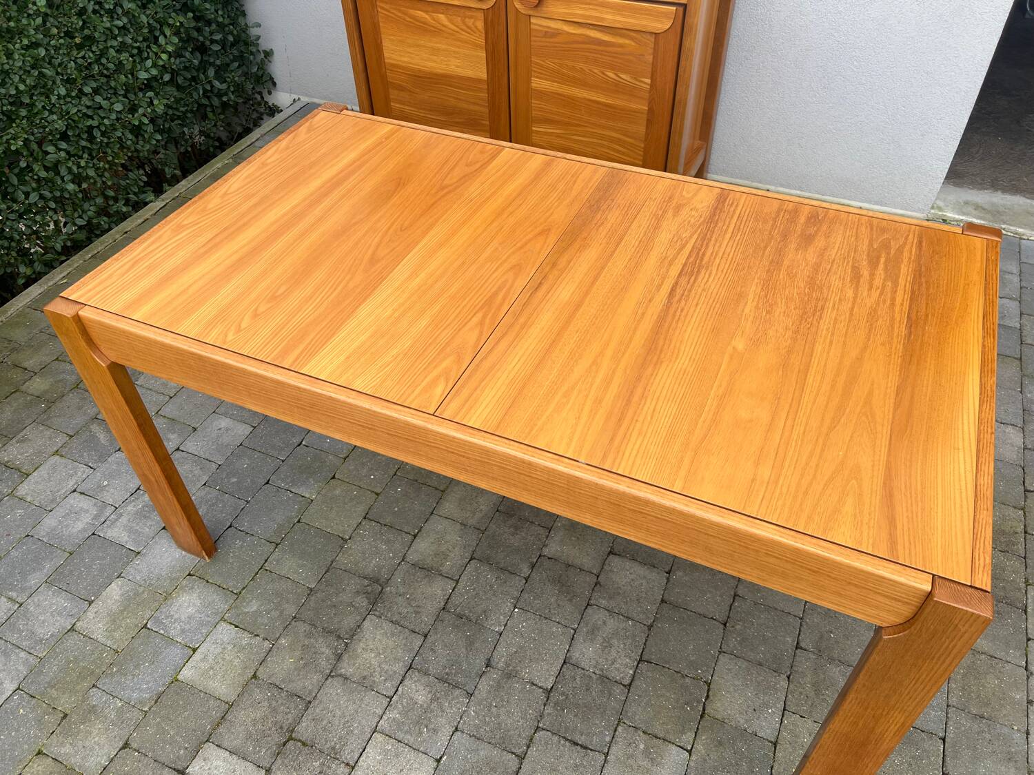 Maison Regain dining table