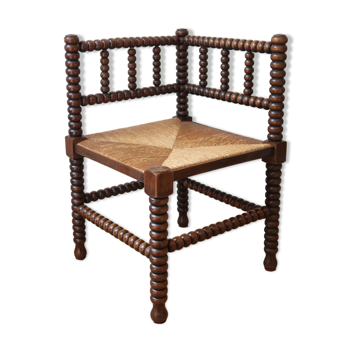 Corner chair in pearl wood