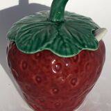 Slurry strawberry jam jar