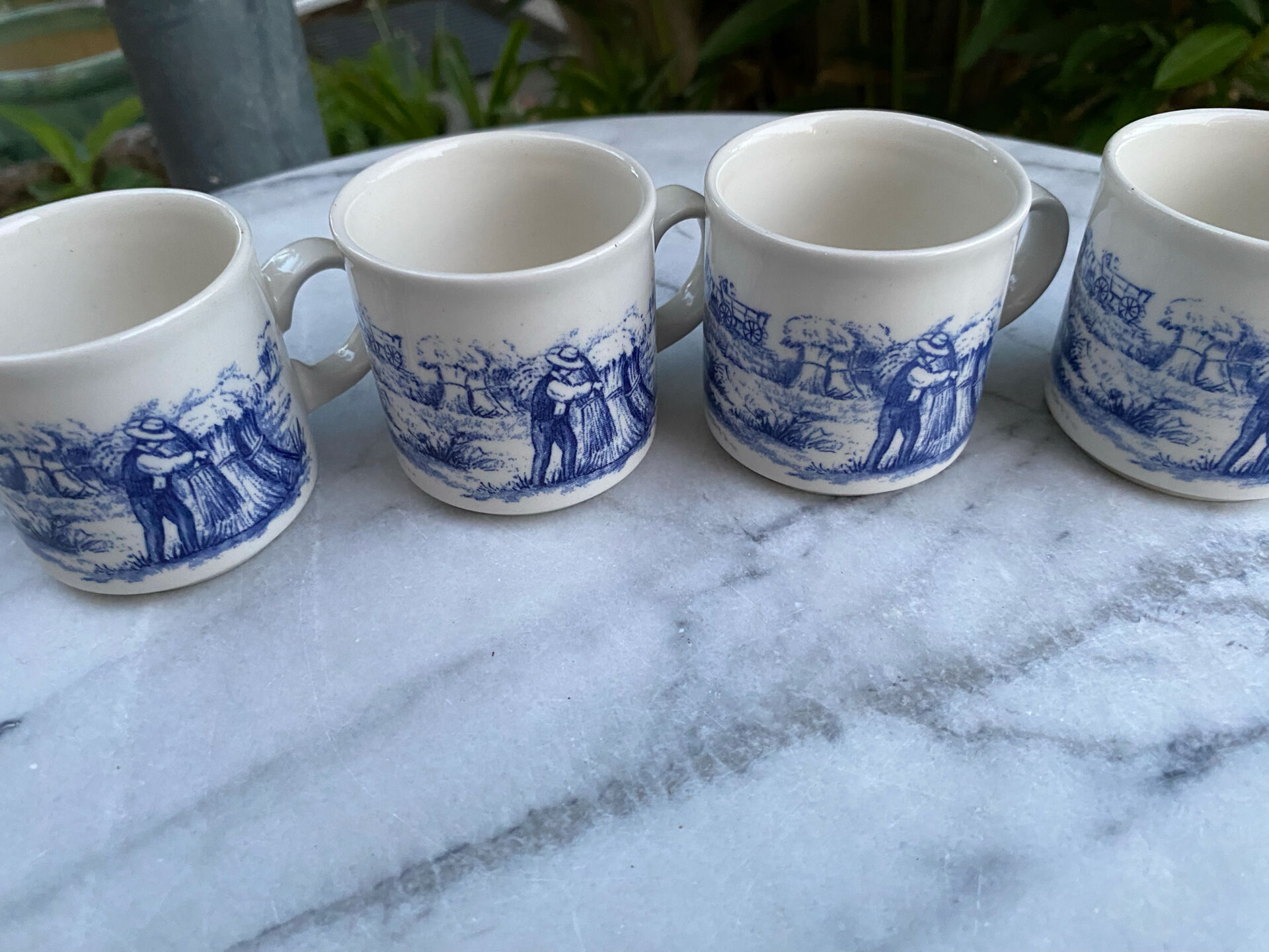 Set of 4 vintage cups/mugs in English earthenware – Churchill England