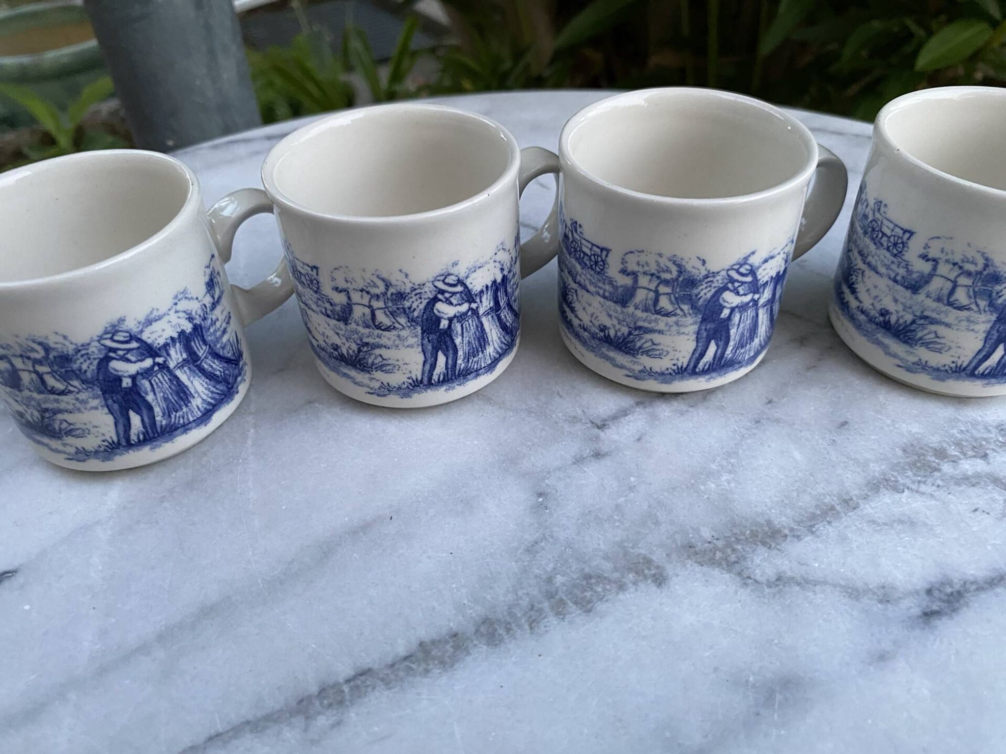 Set of 4 vintage cups/mugs in English earthenware – Churchill England