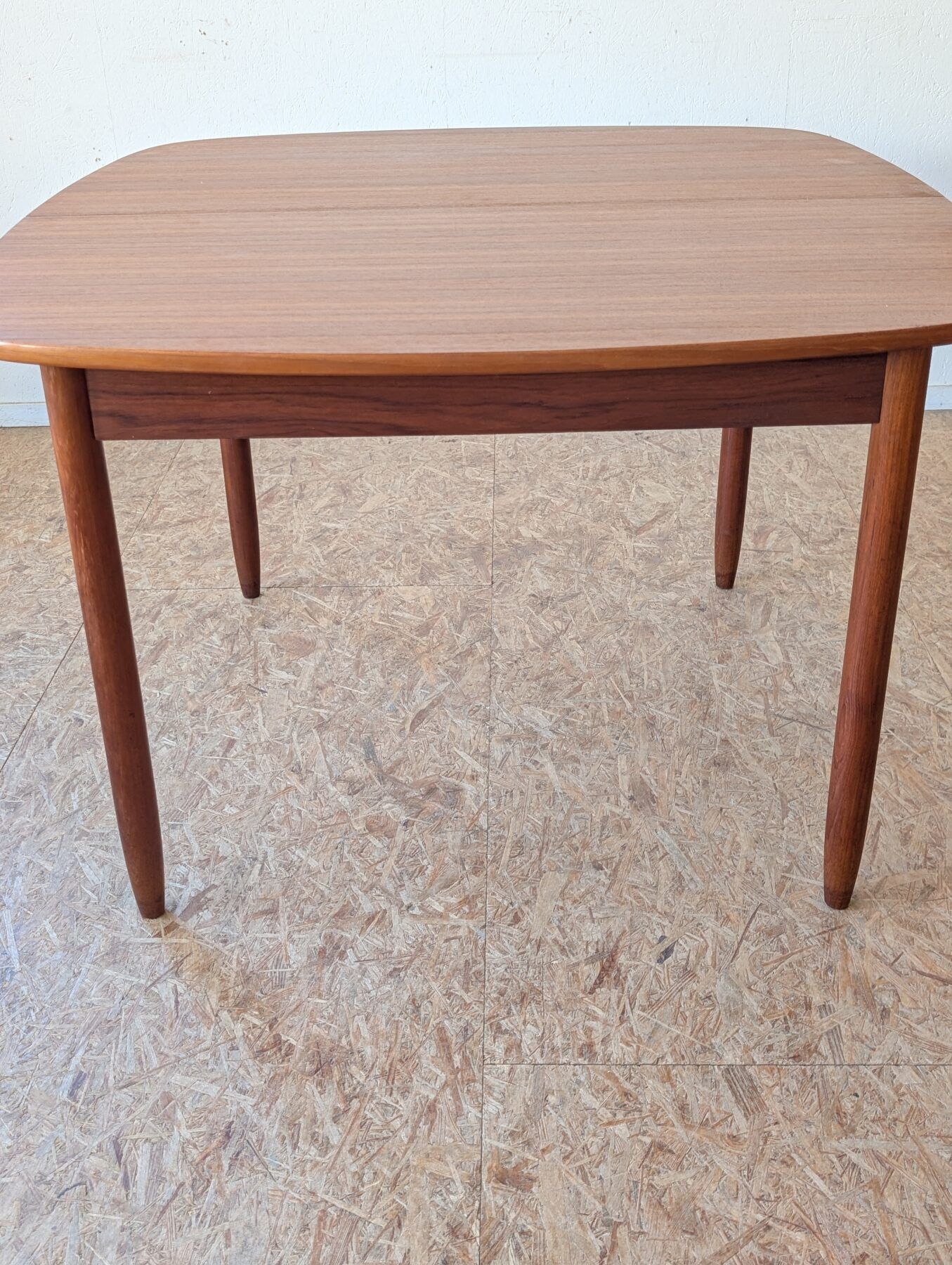 Table carrée teck scandinave extensible années 60