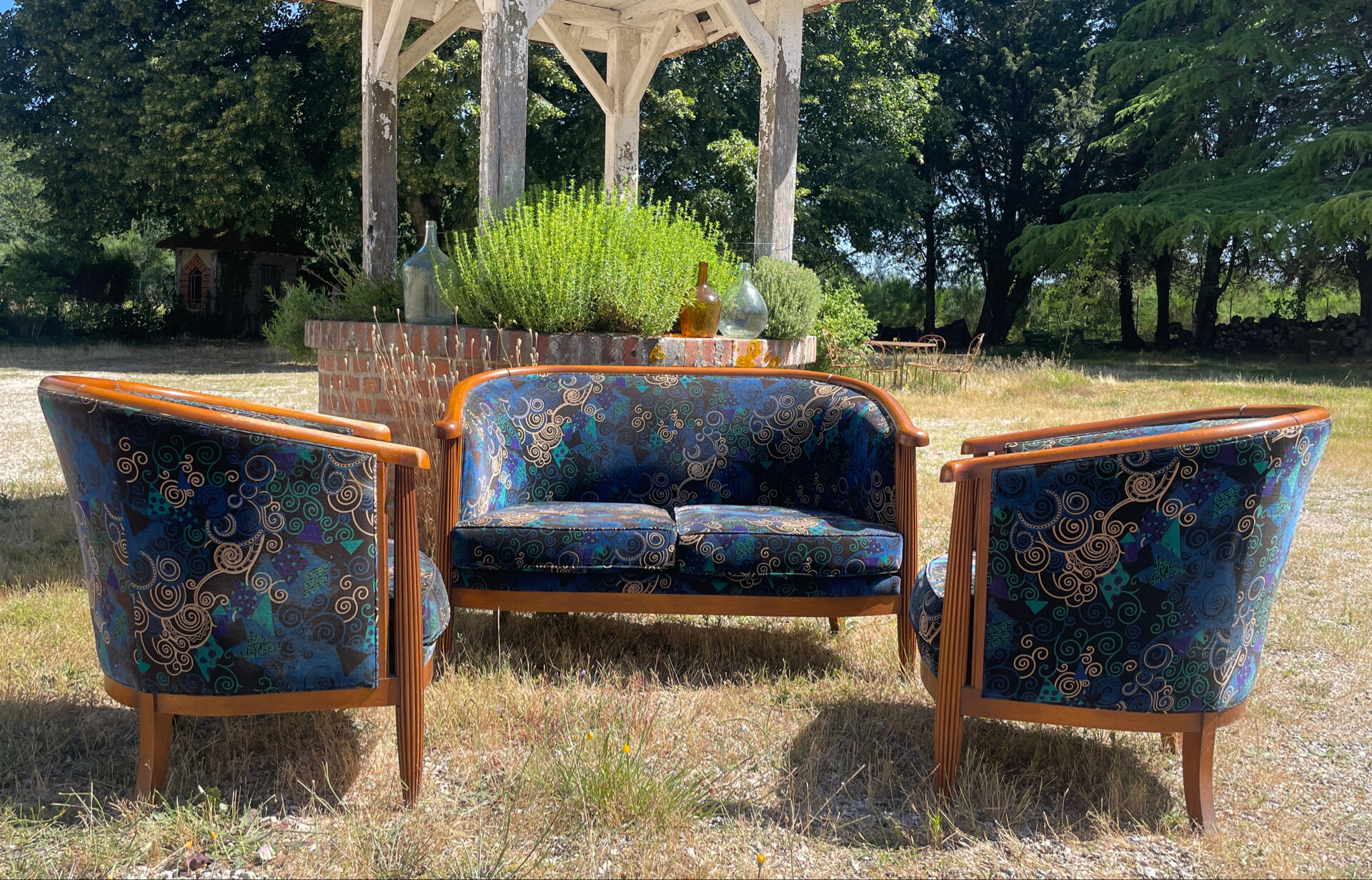 Banquette et fauteuils cabriolets style Art déco