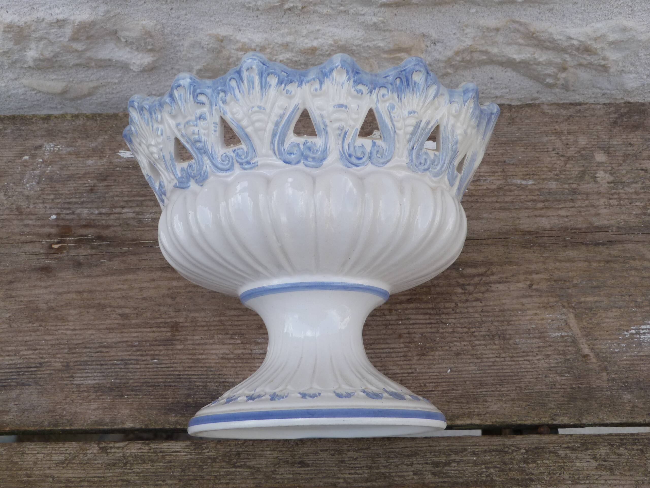 Vintage Italian ceramic decorative fruit centerpiece