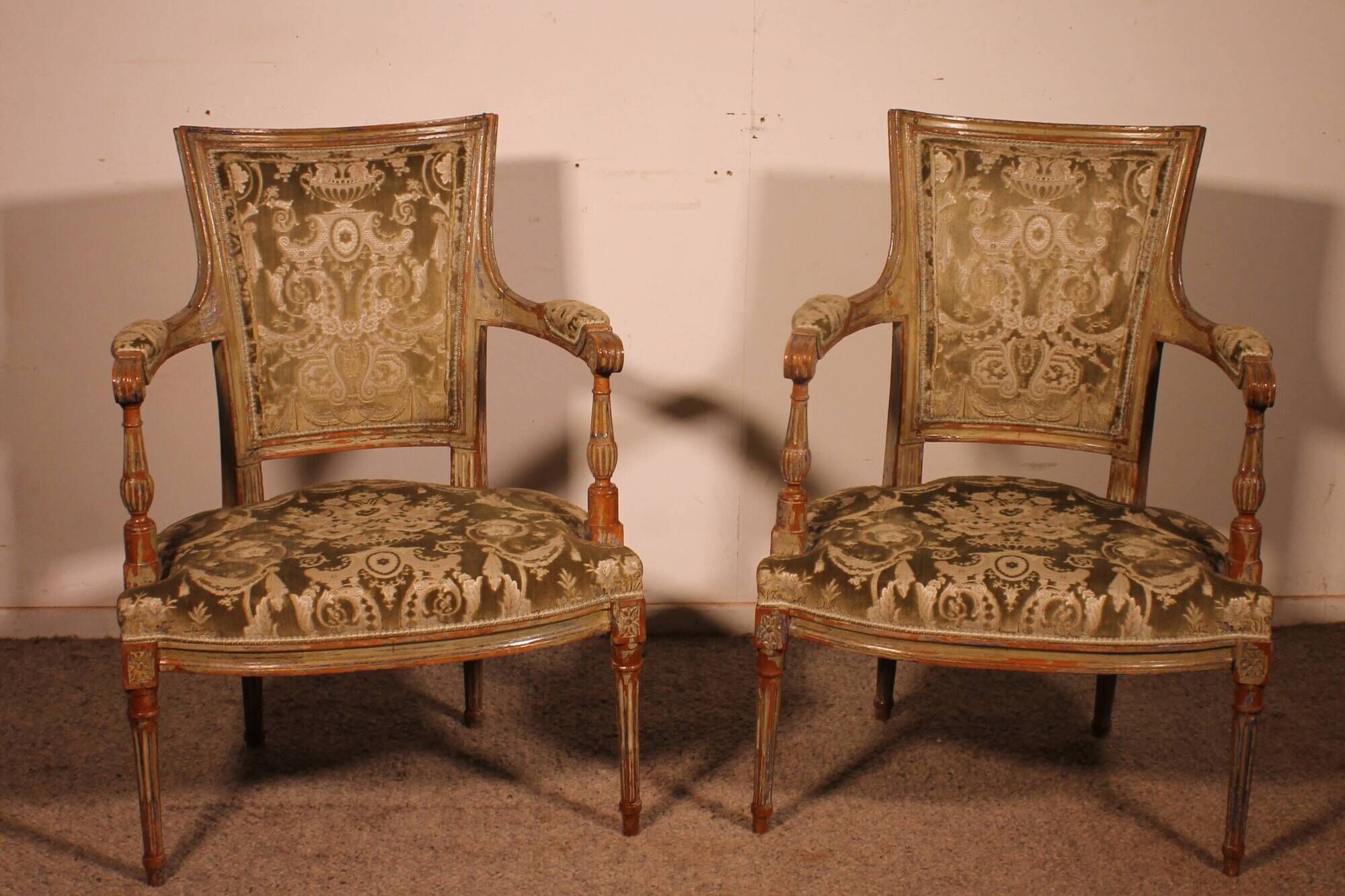 Pair of Louis XVI-style cabriolet armchairs – 18th century