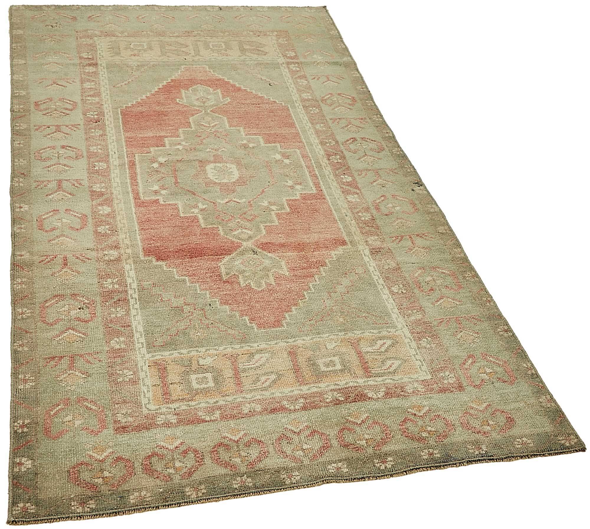 Turkish Vintage Anatolian Rug 106 cm x 193 cm