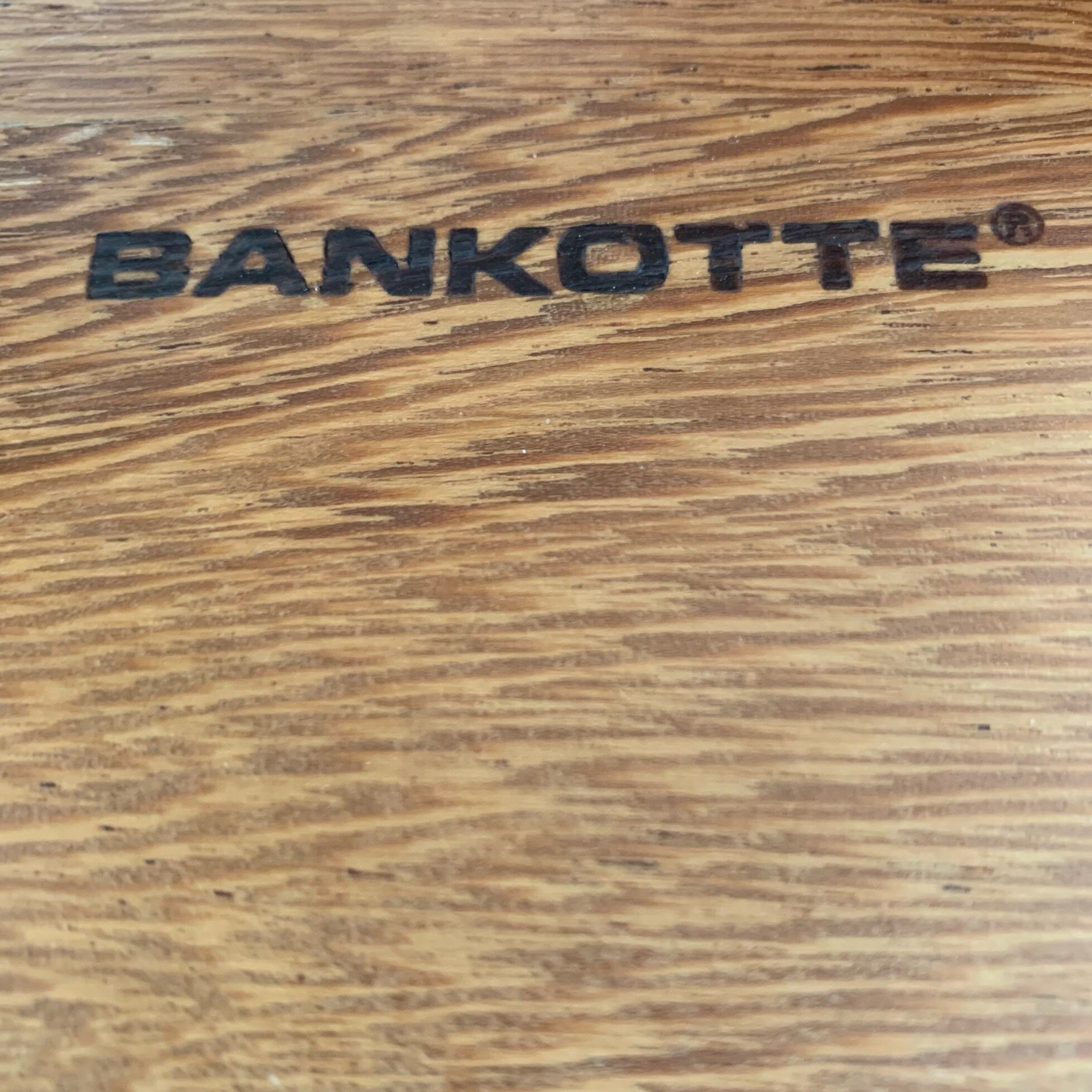 Foldable bankotte stool by butzke