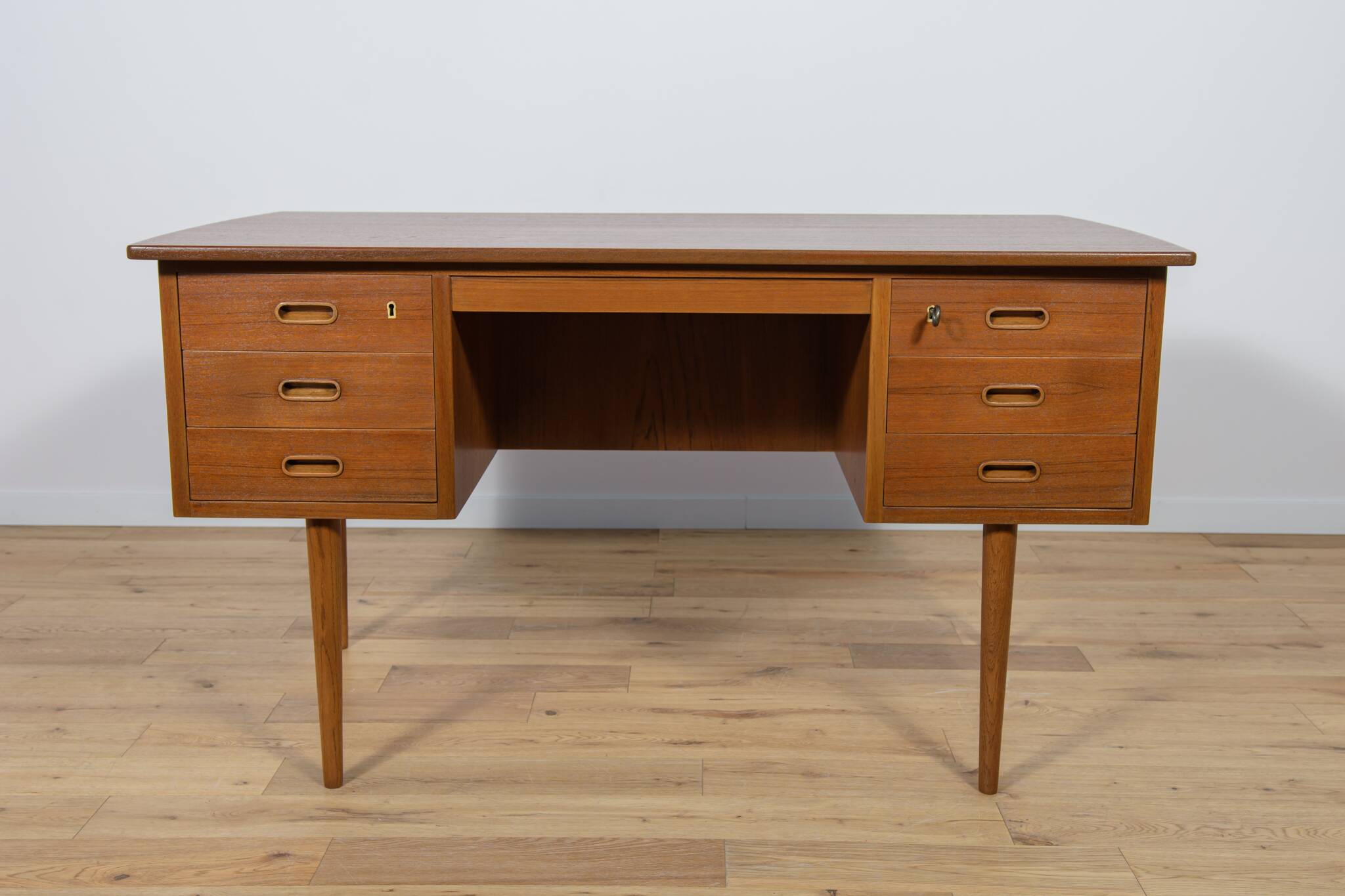 Mid-Century Freestanding Teak Desk, 1960s
