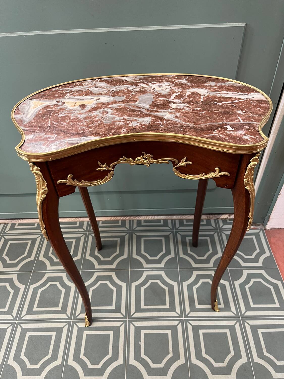 Table d'appoint Louis XV