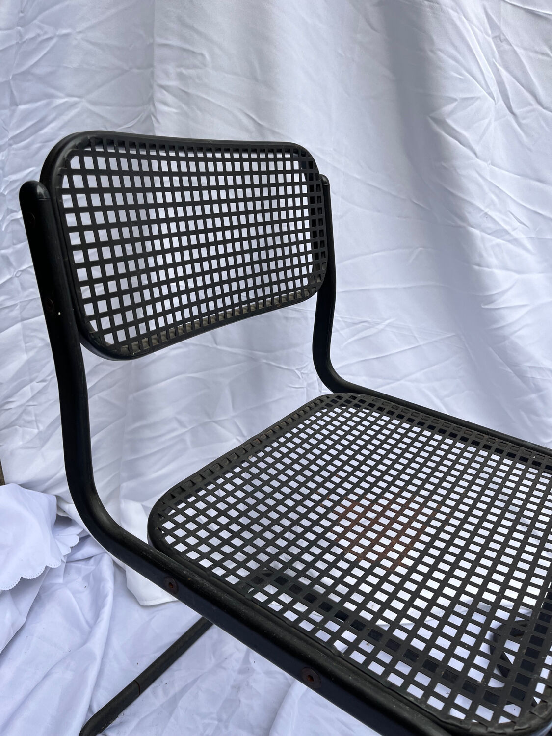 2 metal chairs