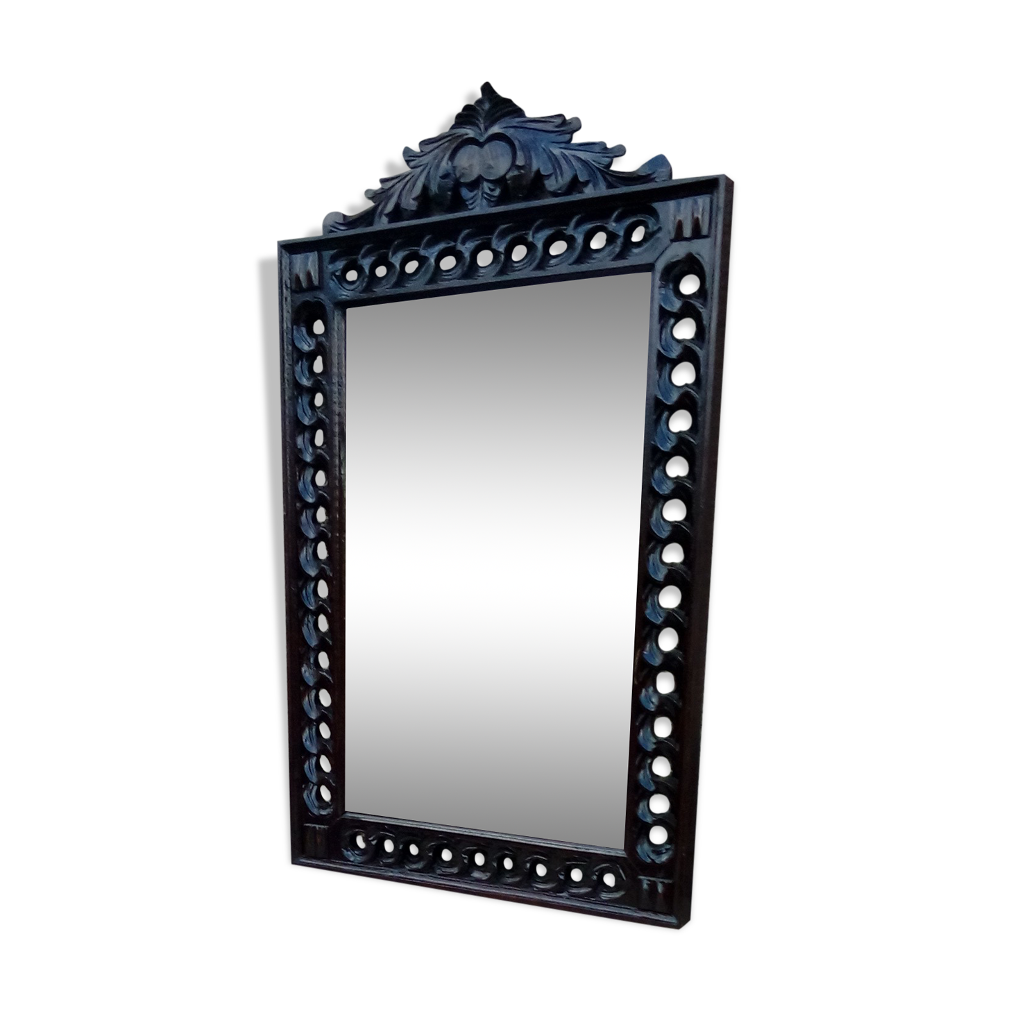 Console a half moon with its mirror