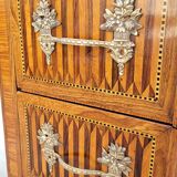 Commode sauteuse Louis XVI en marqueterie 19ème