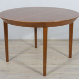 Table extensible en teck du milieu du siècle par Ole Hald pour Gudme Møbelfabrik, années 1970