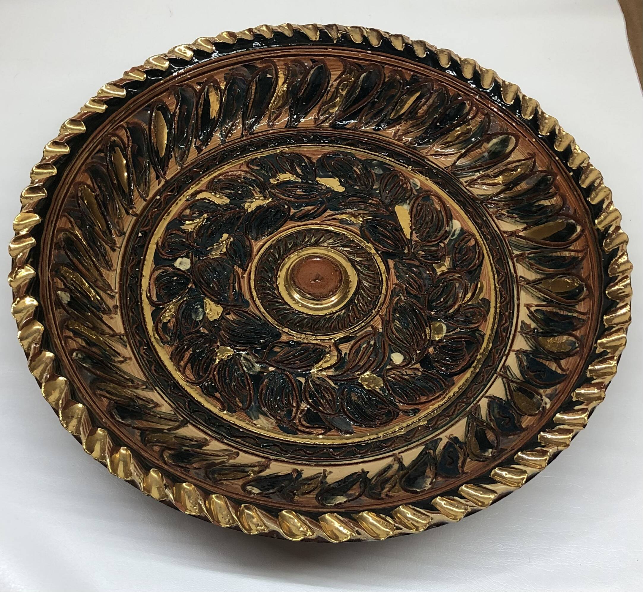 Nimy ceramic dish by Georges Destrebecq circa 1950